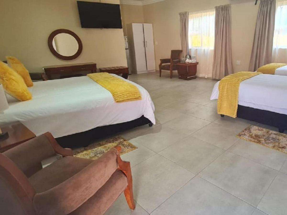 Benoni N12 Hotel ภายนอก รูปภาพ